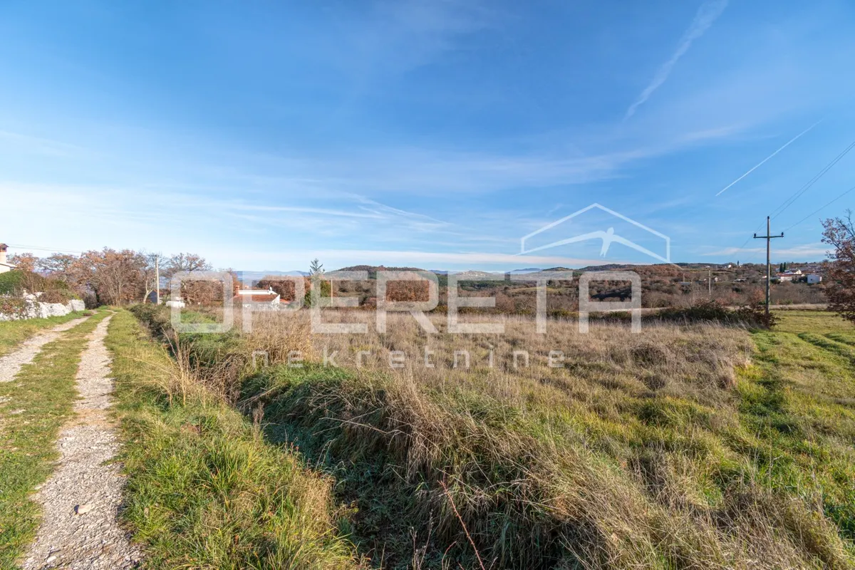 Land - Karojba, Karojba, Karojba, 704m2