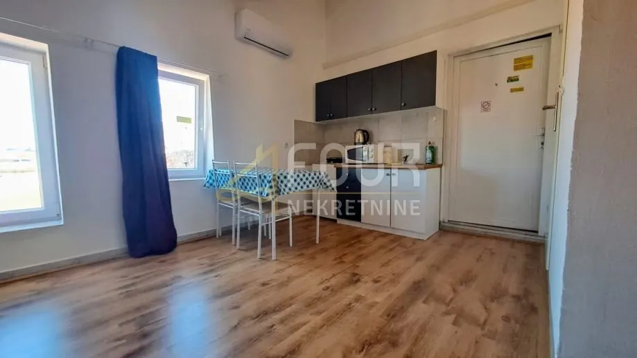 Stan - Pula, 73m2