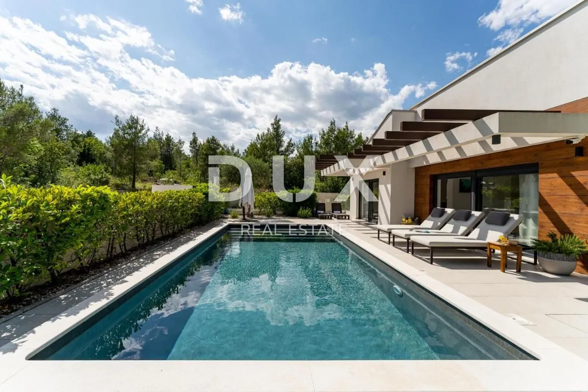 Kuća - Novigrad, 172m2