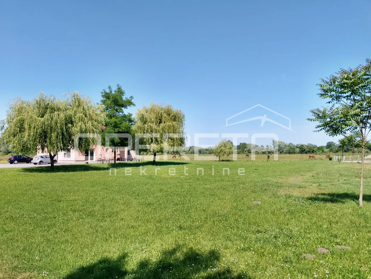 Poslovni Prostor - Perešfeld, Osijek, Osijek, 356m2