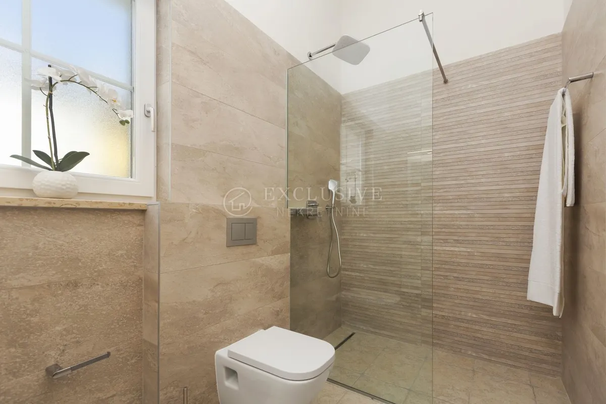 House - Krk, 121m2