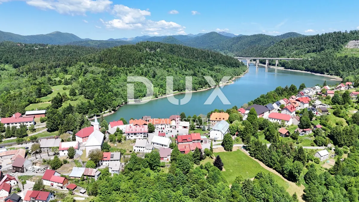 Kuća - Fužine, 255m2