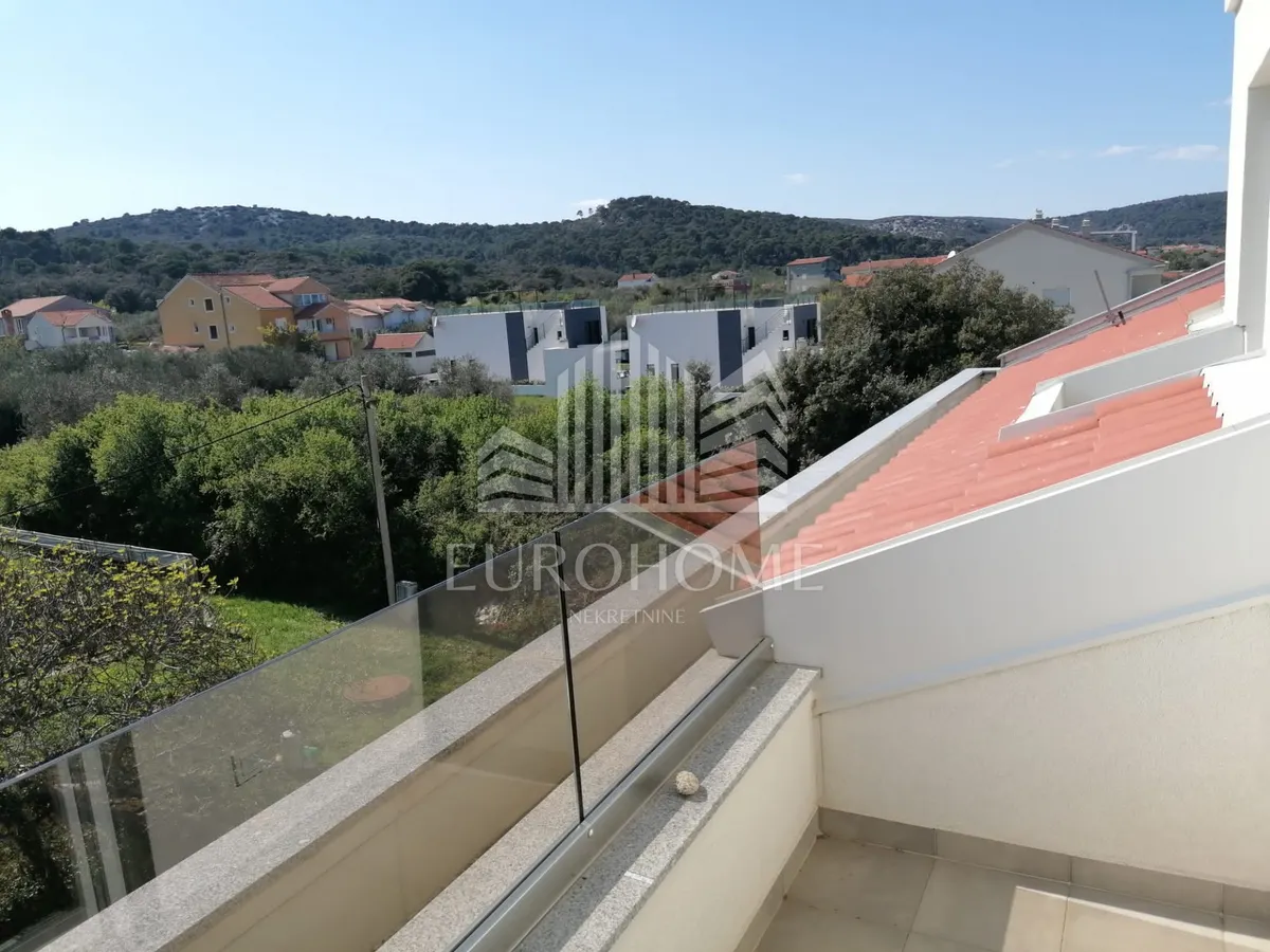 Stan - Pašman, 81m2