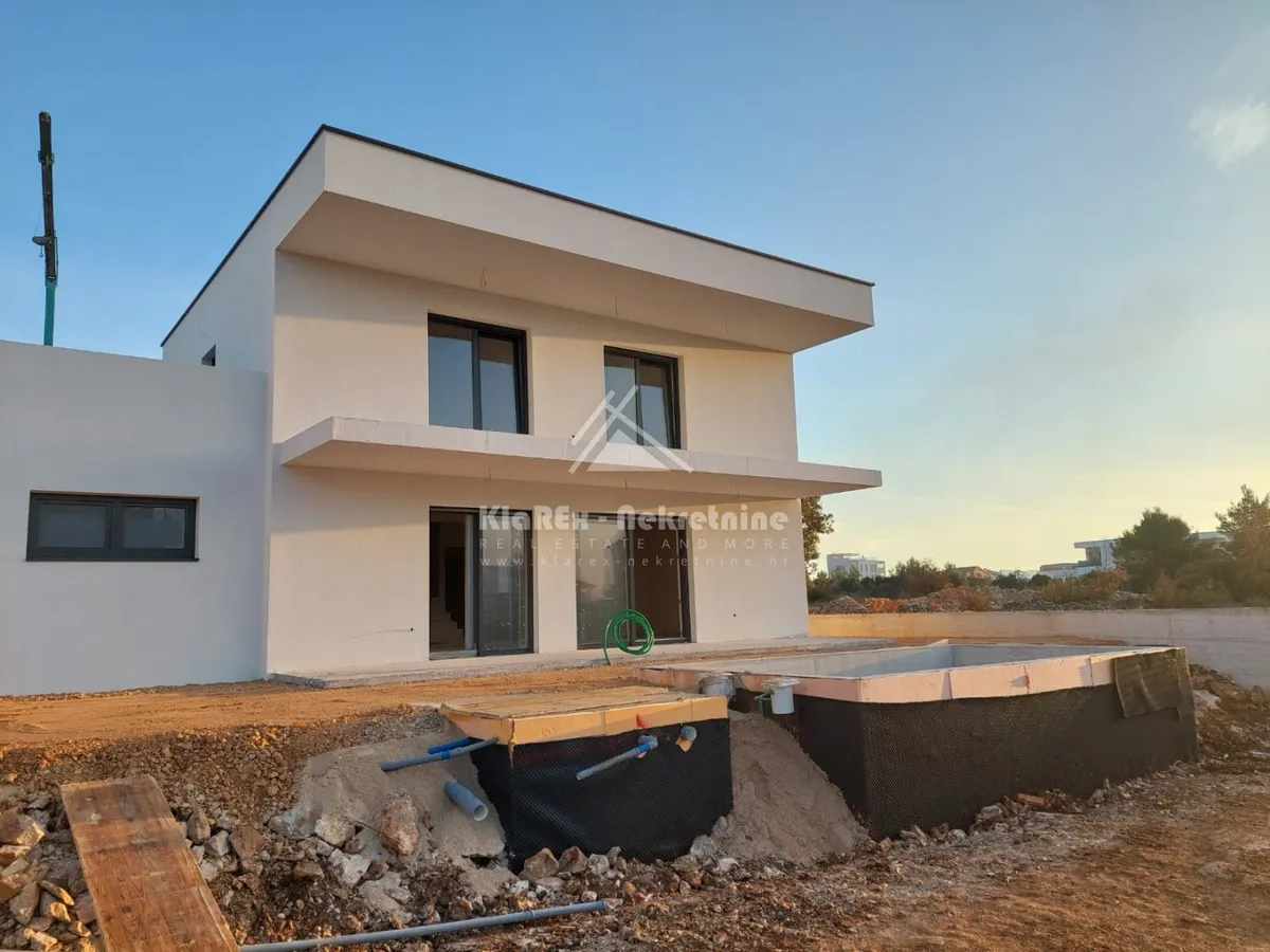 Kuća - Vodice, 157.64m2