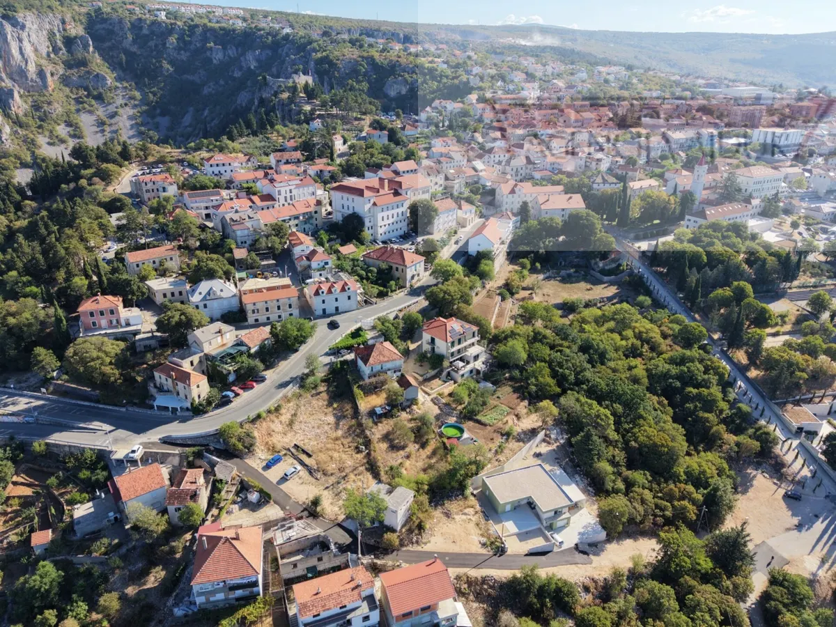 Kuća - Imotski, 378m2