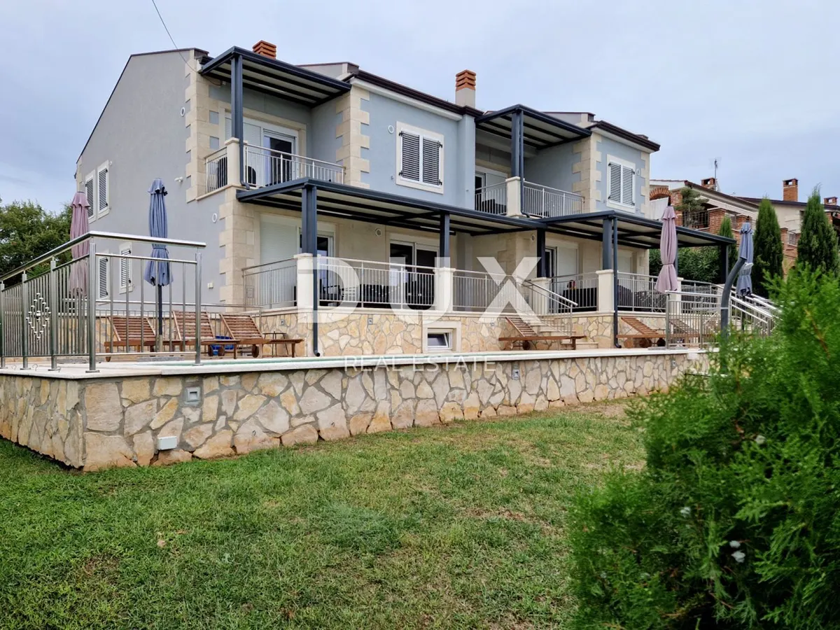 Kuća - Poreč, 310.54m2