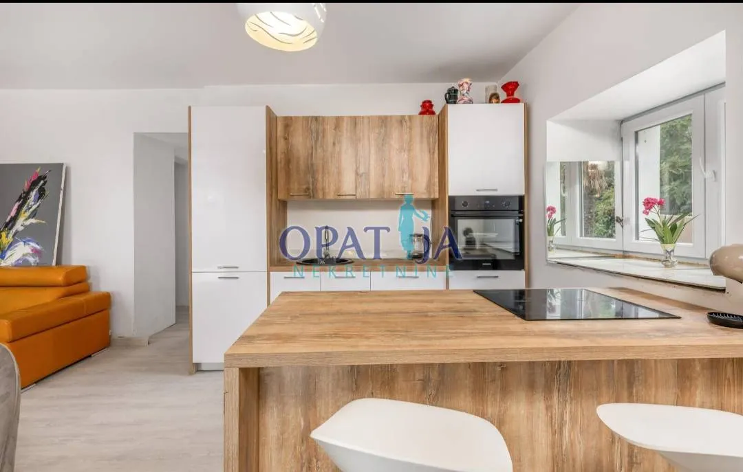 Stan - Opatija - Okolica, 100m2
