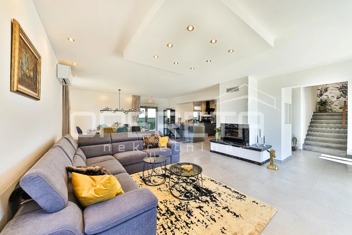House - Kaštel Kambelovac, Kaštela, Kaštela, 167.5m2