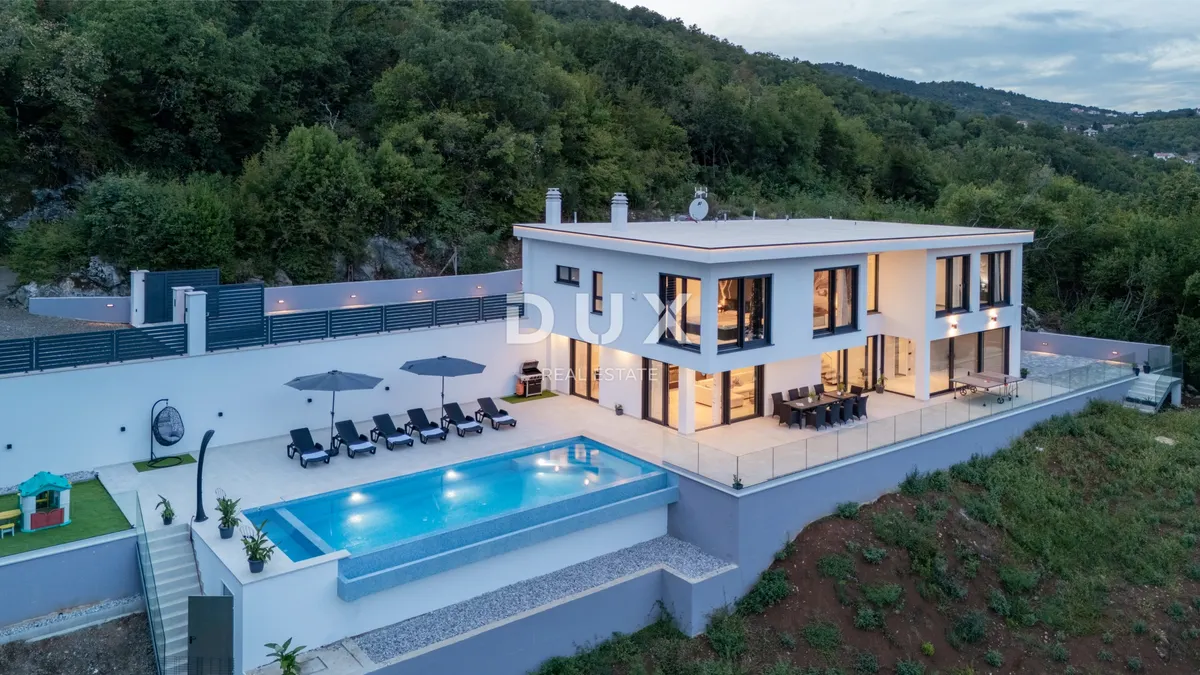 Kuća - Matulji, 310m2