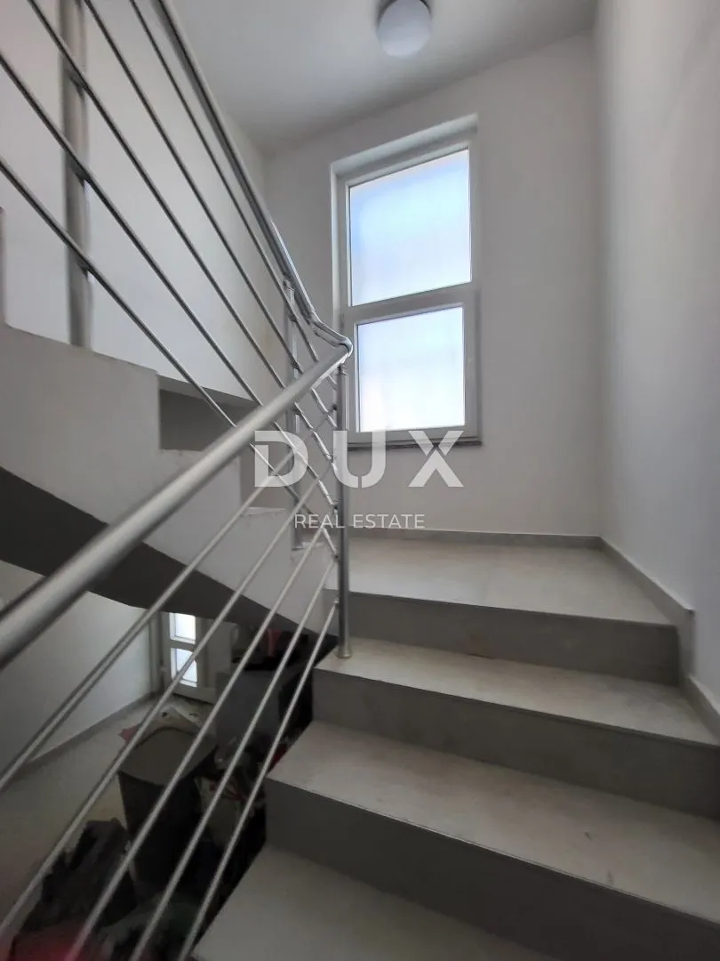 Stan - Starigrad, 105m2