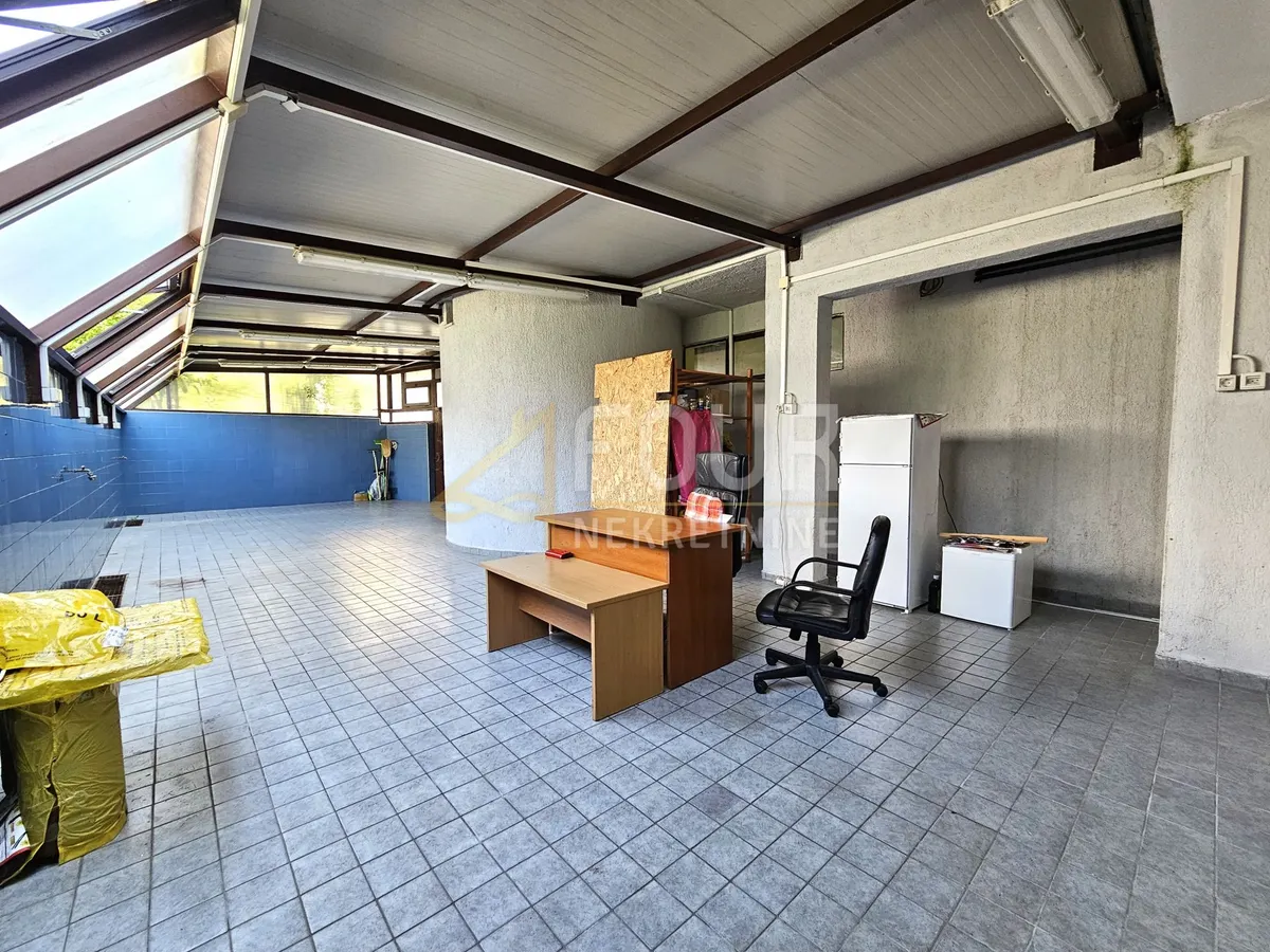 Poslovni Prostor - Kastav, 258m2