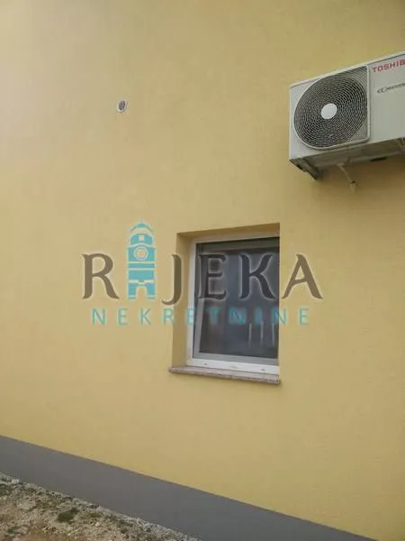 Kuća - Novi Vinodolski, 430m2