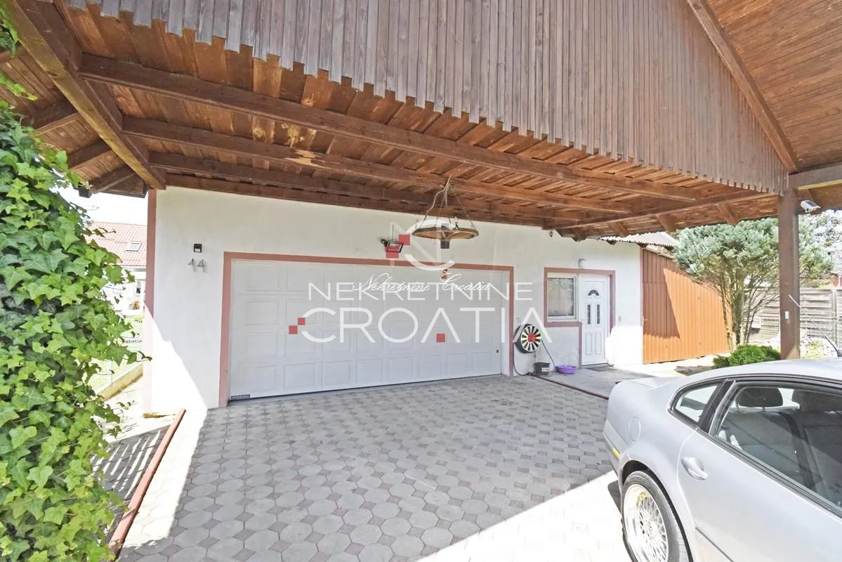 House - Varaždin - Okolica, 215m2