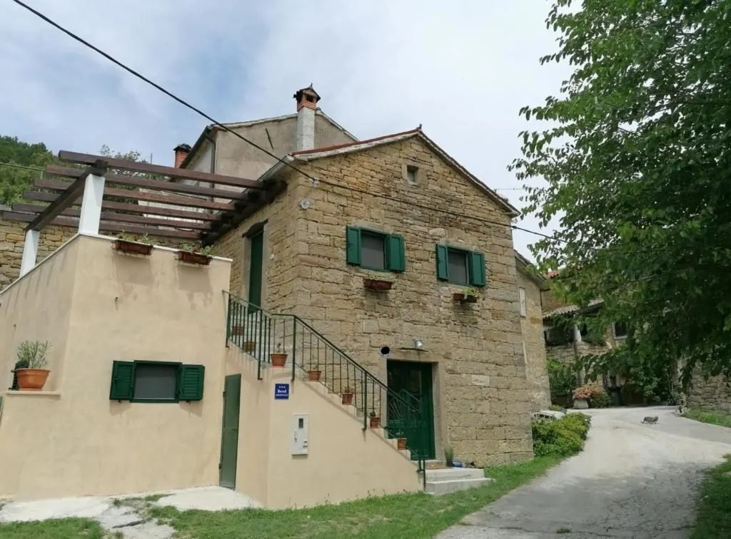 Kuća - Buzet, 57m2