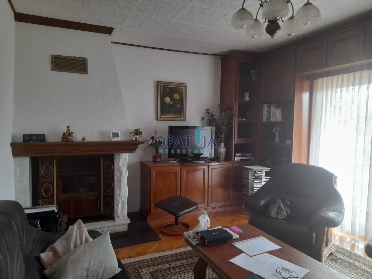 House - Matulji, 893m2