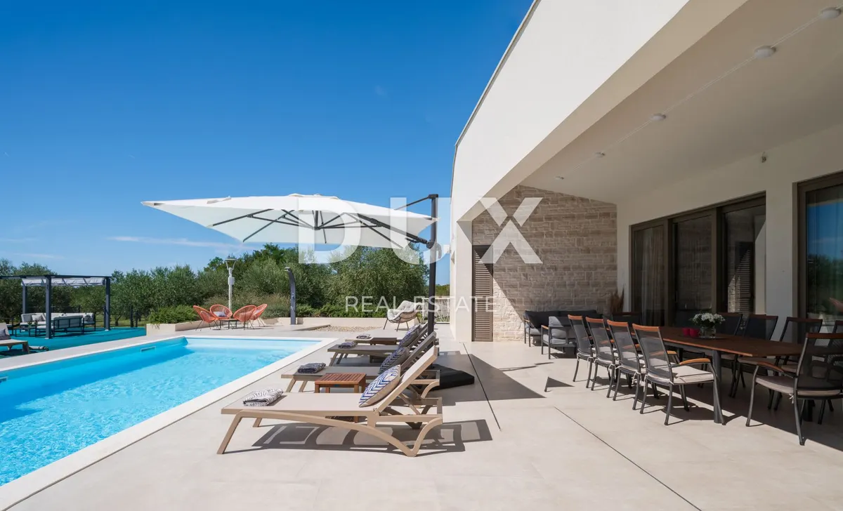 Kuća - Zemunik Donji, 350m2