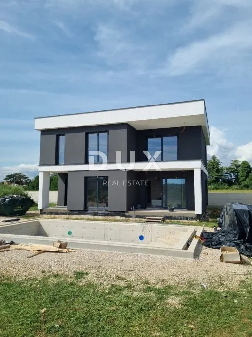 Kuća - Pula, 180m2
