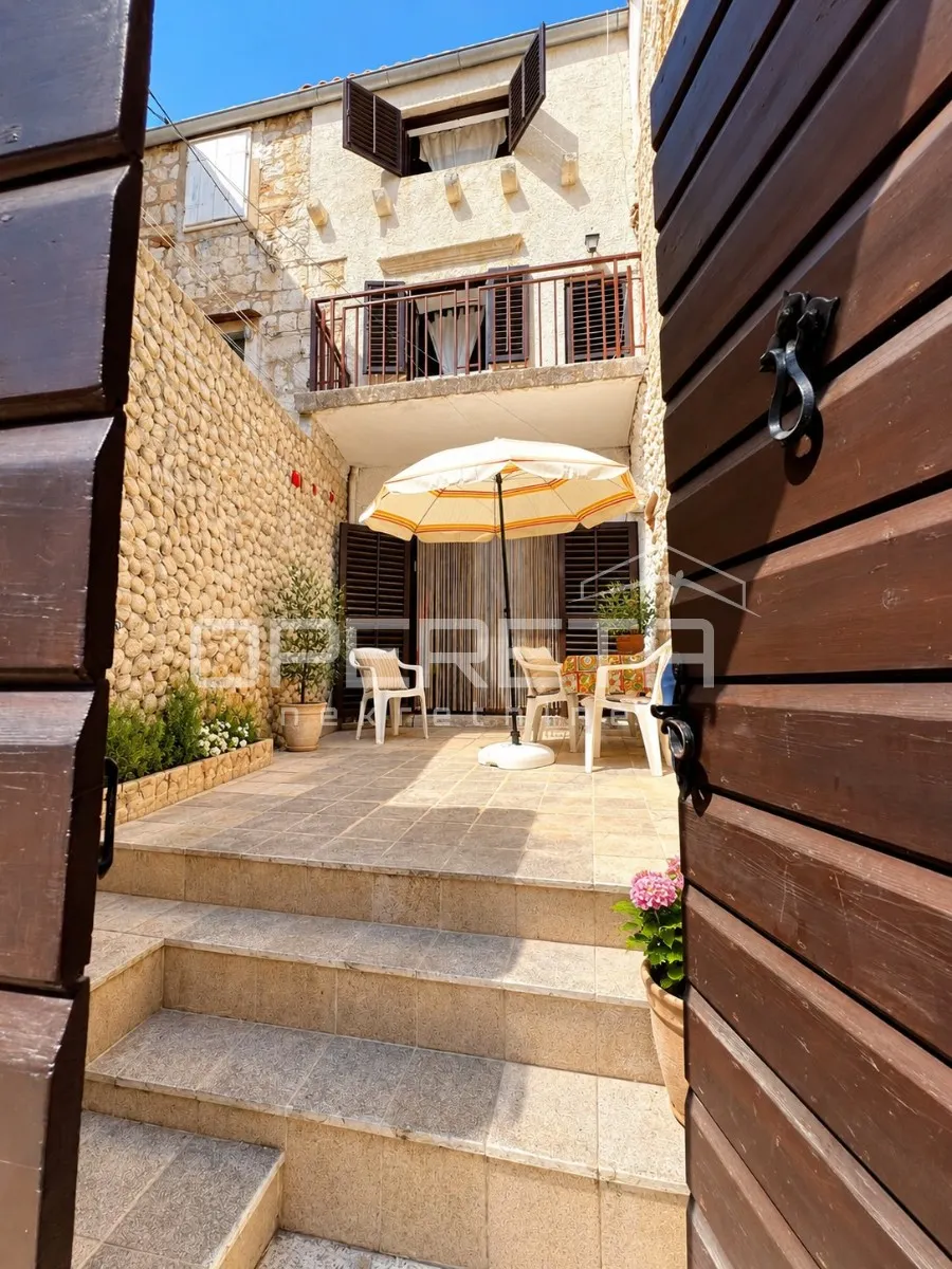 Kuća - Vukovarska, Vis, Vis, 60m2