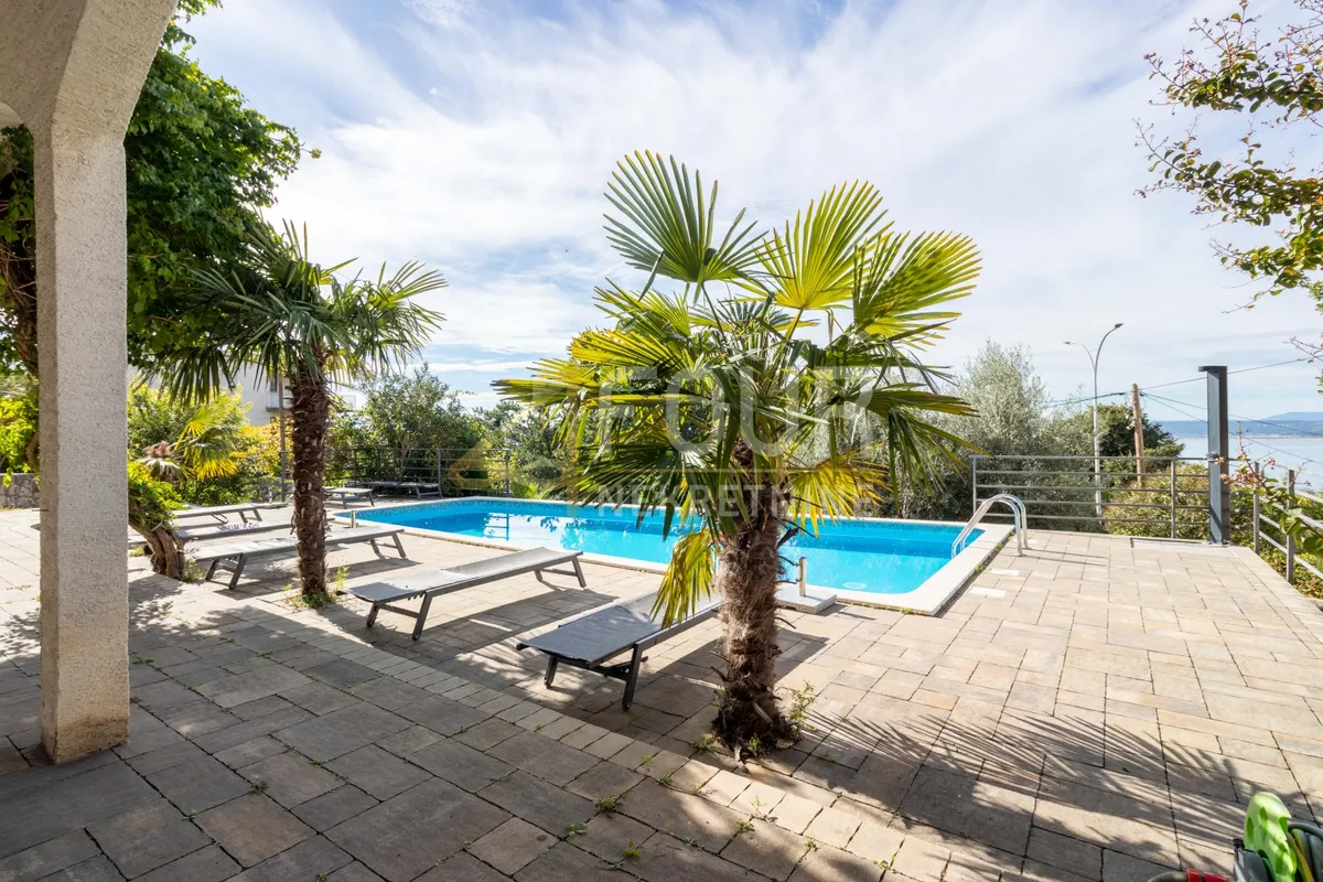 Kuća - Crikvenica, 602m2