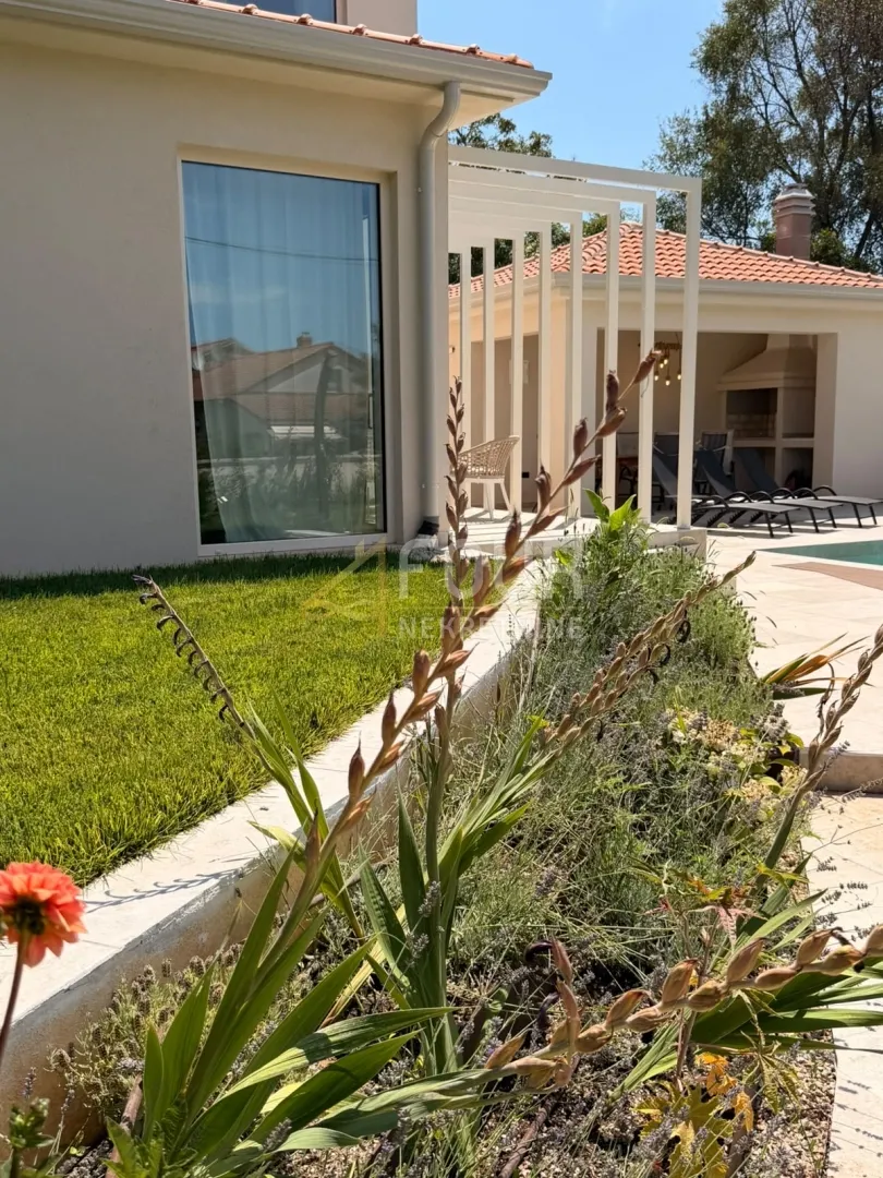 Kuća - Poreč, 180m2