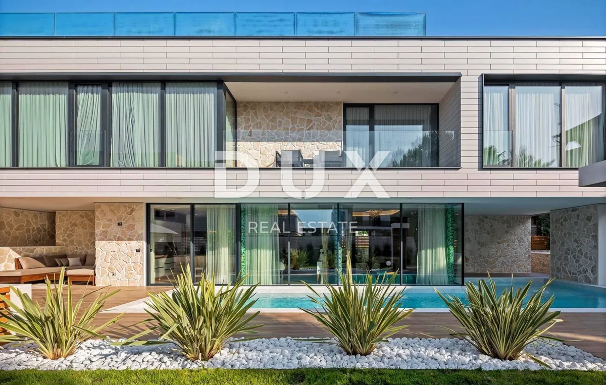 Kuća - Poreč, 320m2