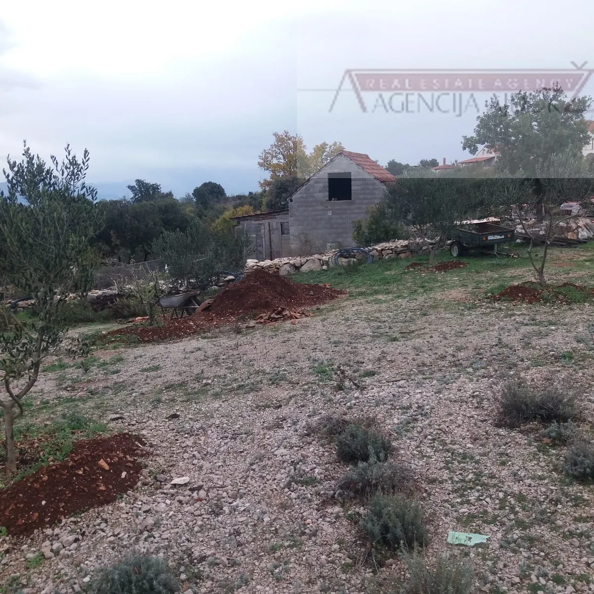 Zemljište - Nerežišća, 10630m2