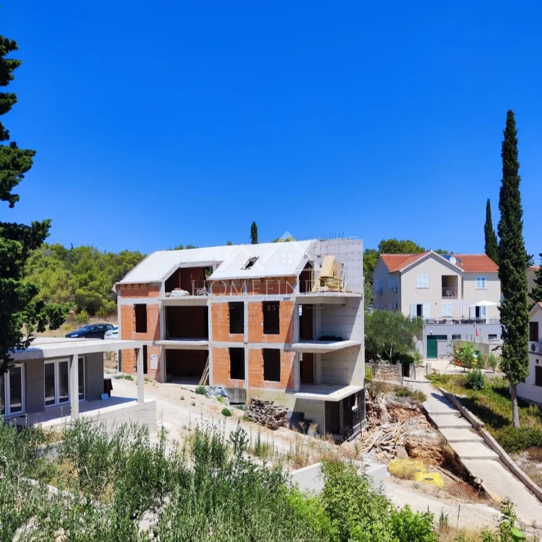 Apartment - Milna, 96m2