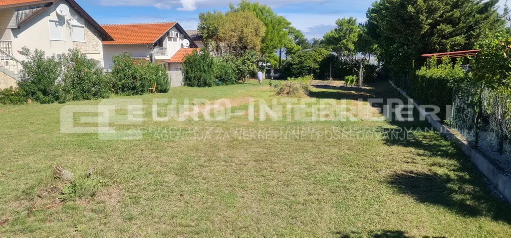 Zemljište - Privlaka, 1091m2