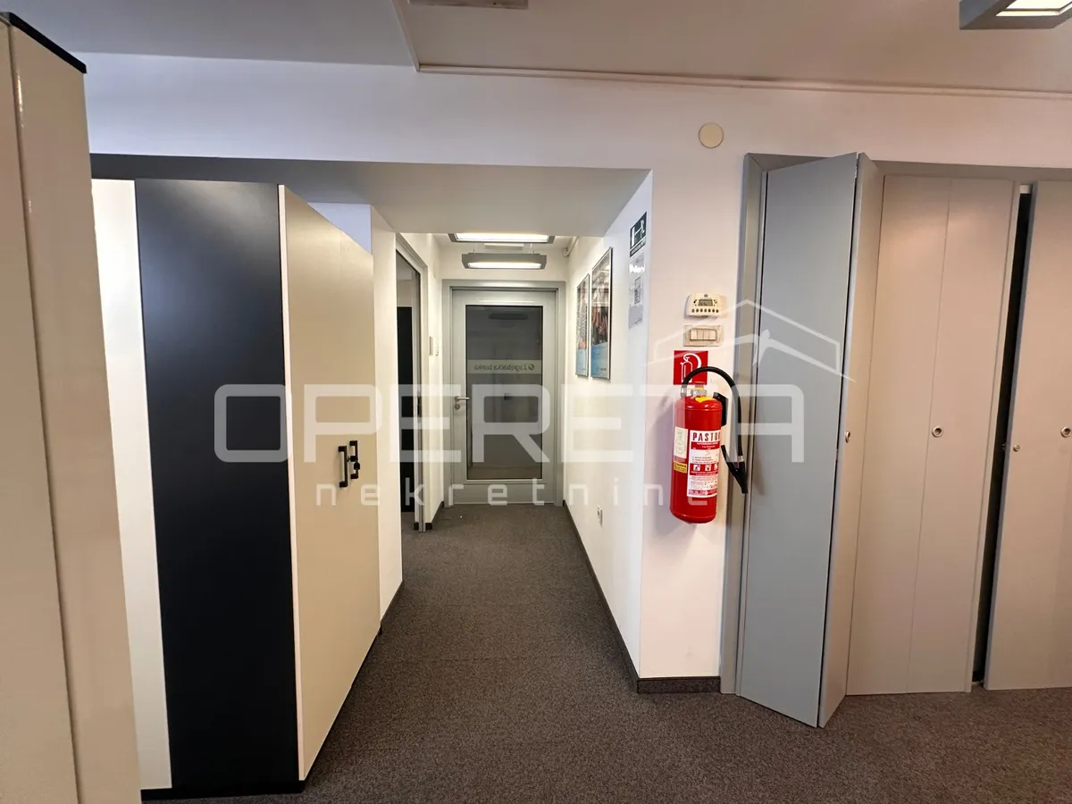 Ured - Trstenik, Split, Split, 253m2