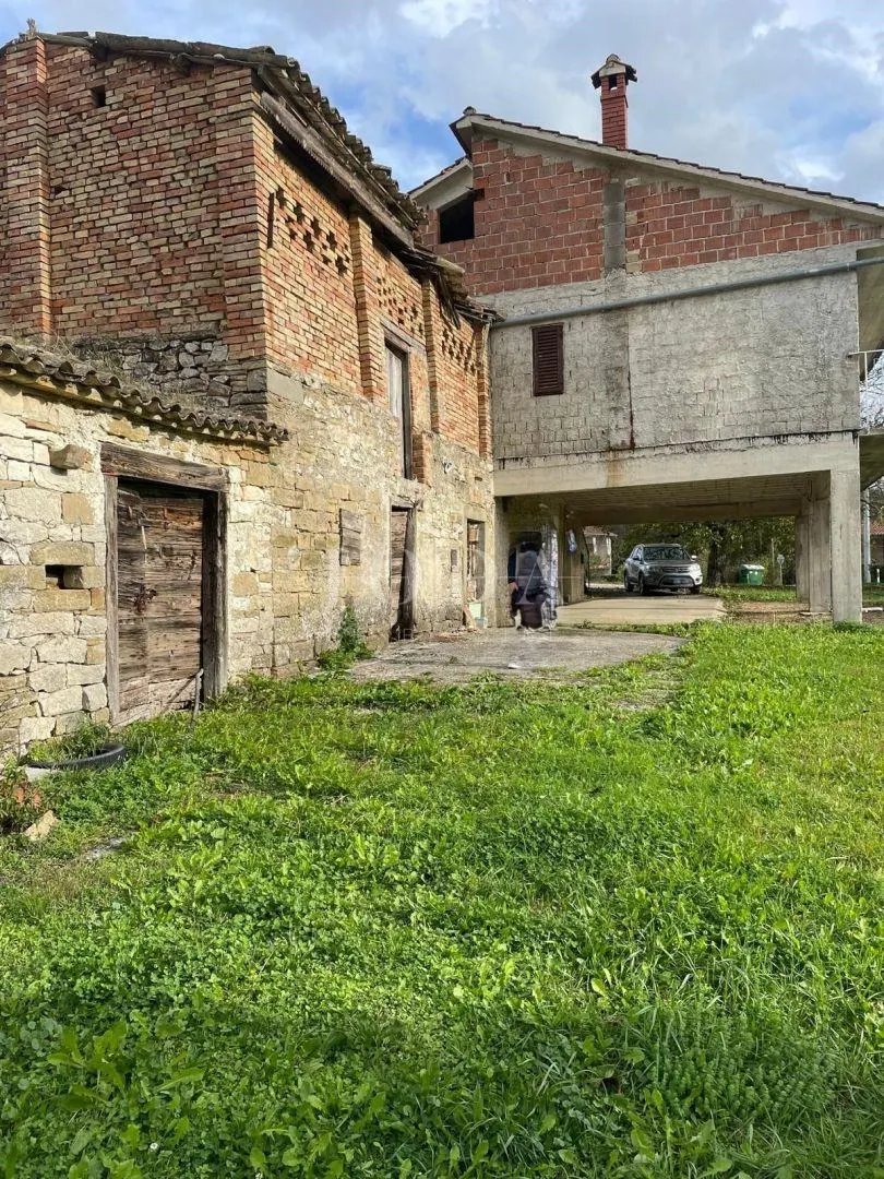 Kuća - Cerovlje, 212m2