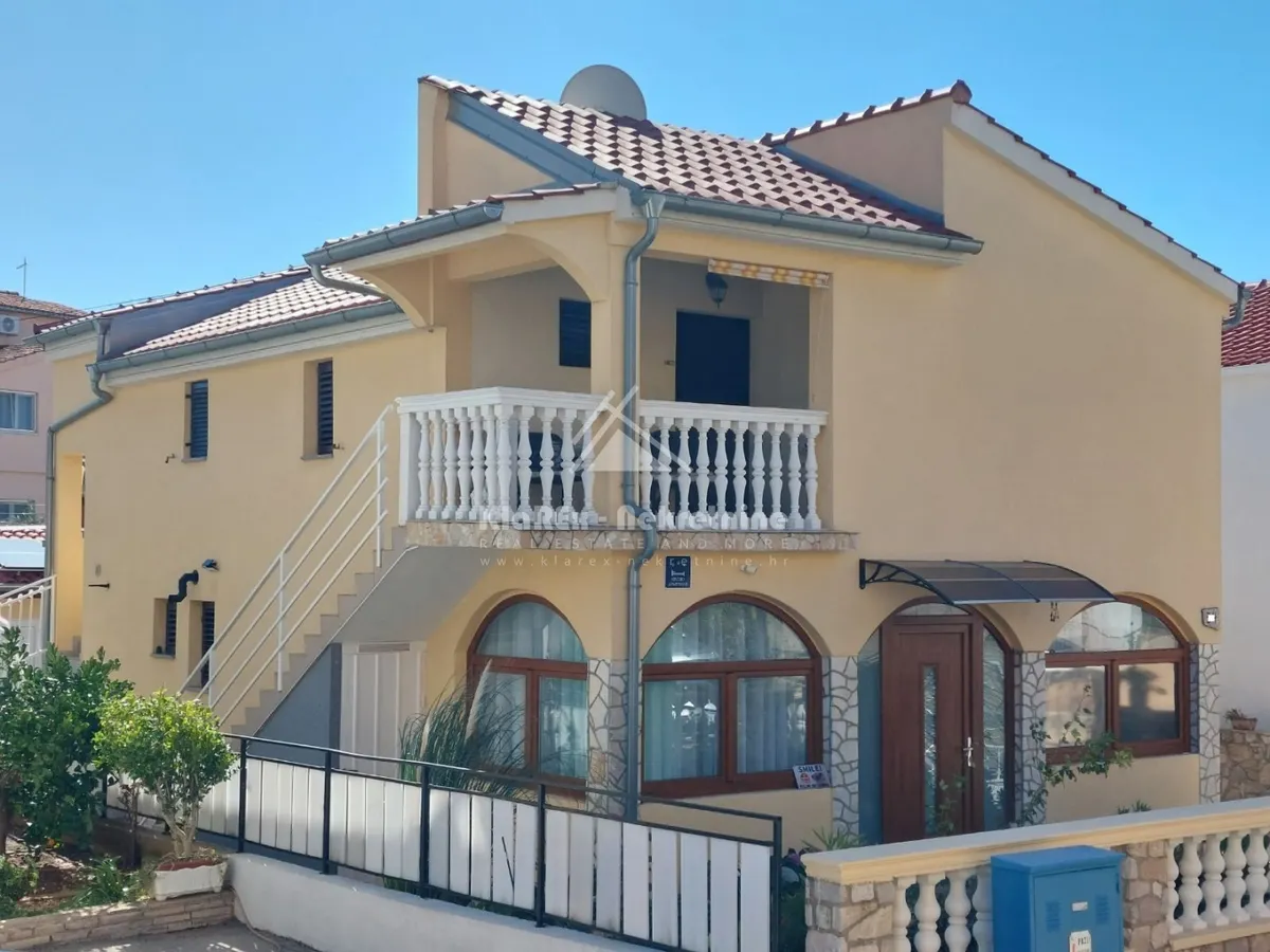 Kuća - Vodice, 247.36m2