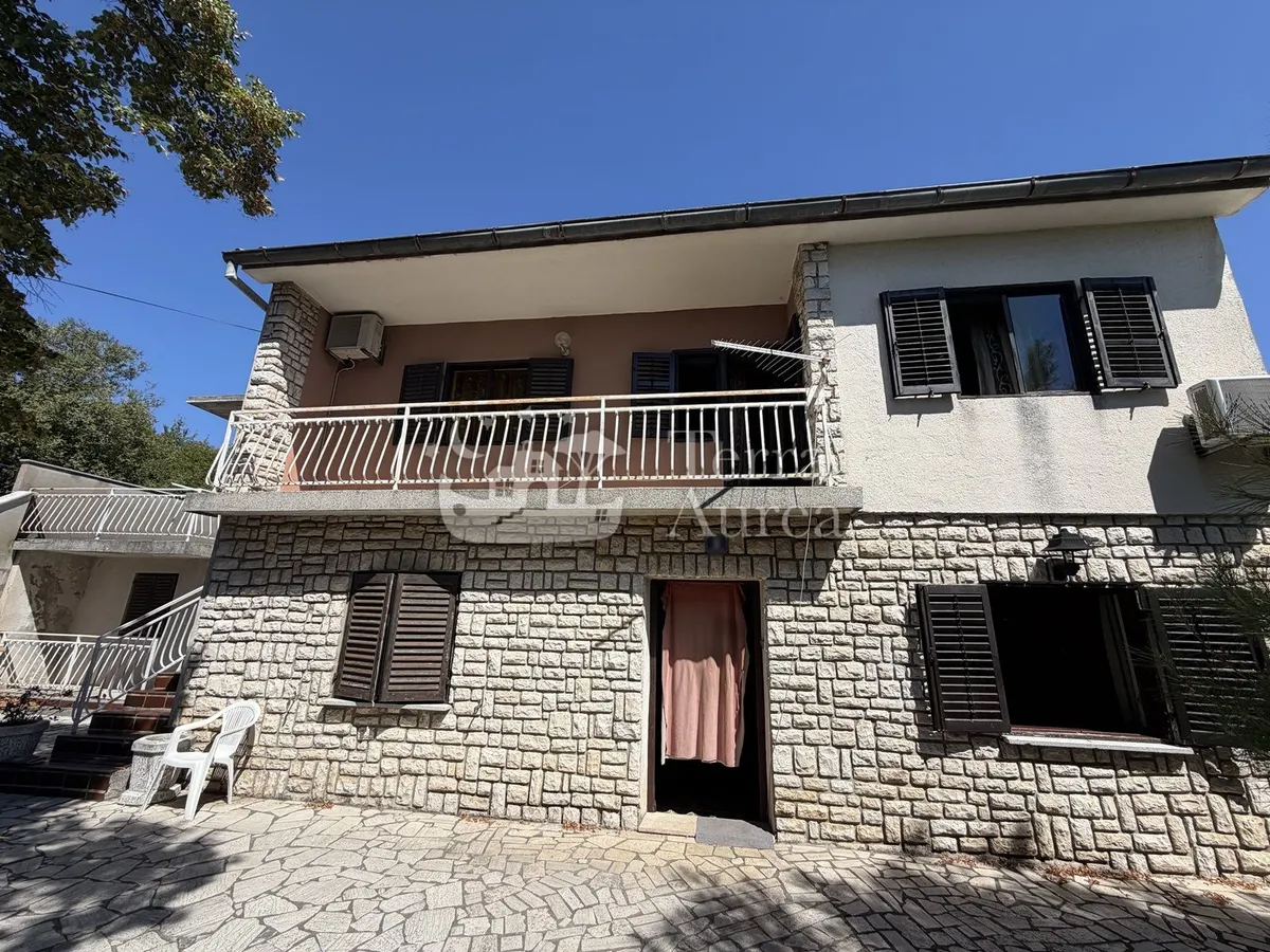Kuća - Omišalj, 141m2