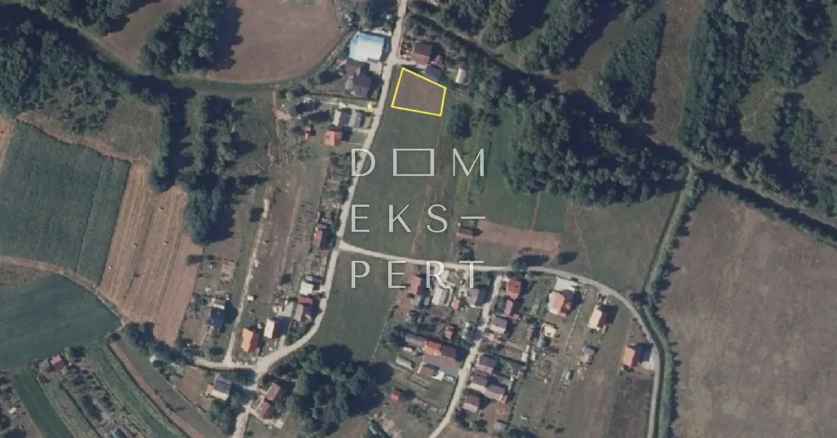 Zemljište - Brckovljani, 943m2