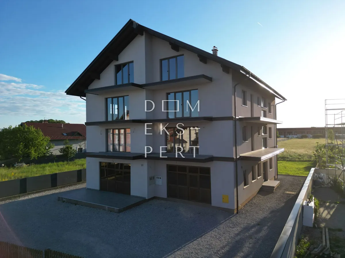 Kuća - Sesvete, 600m2