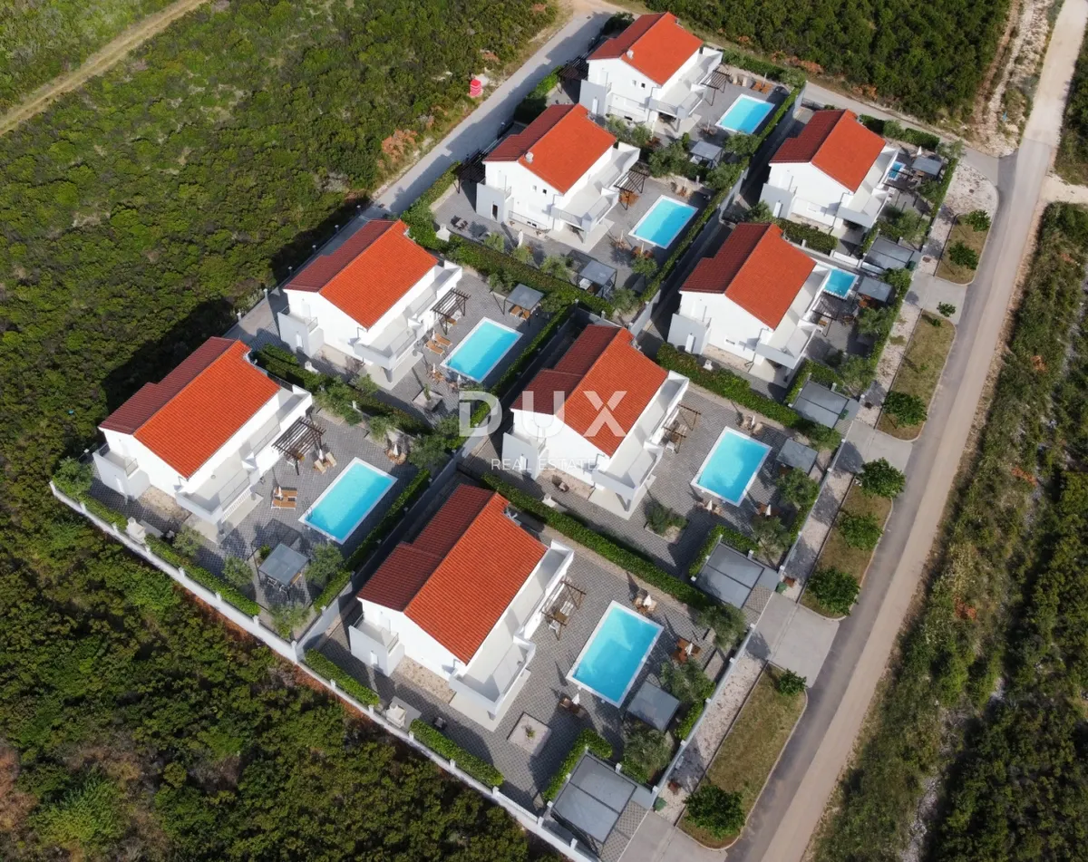 Kuća - Sukošan, 1630m2