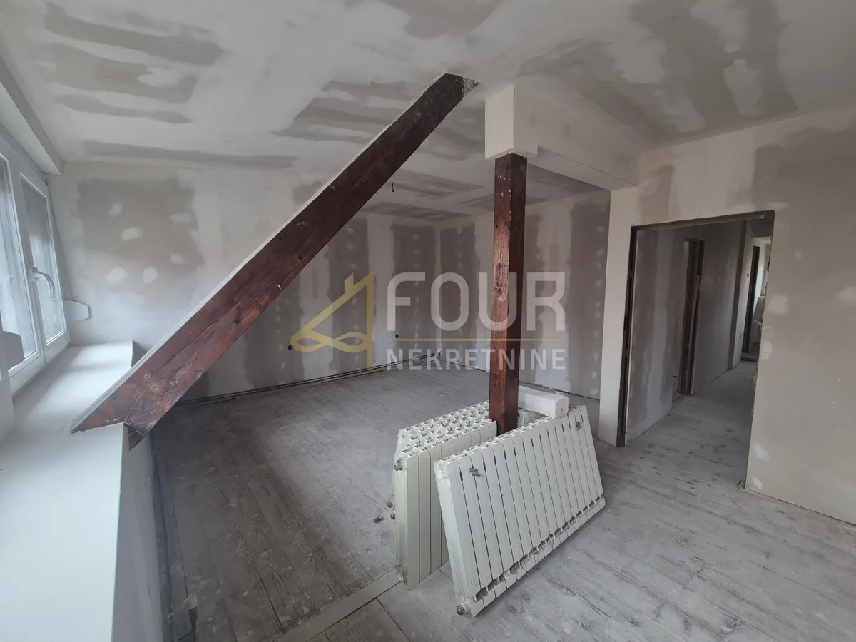 Kuća - Delnice, 250m2