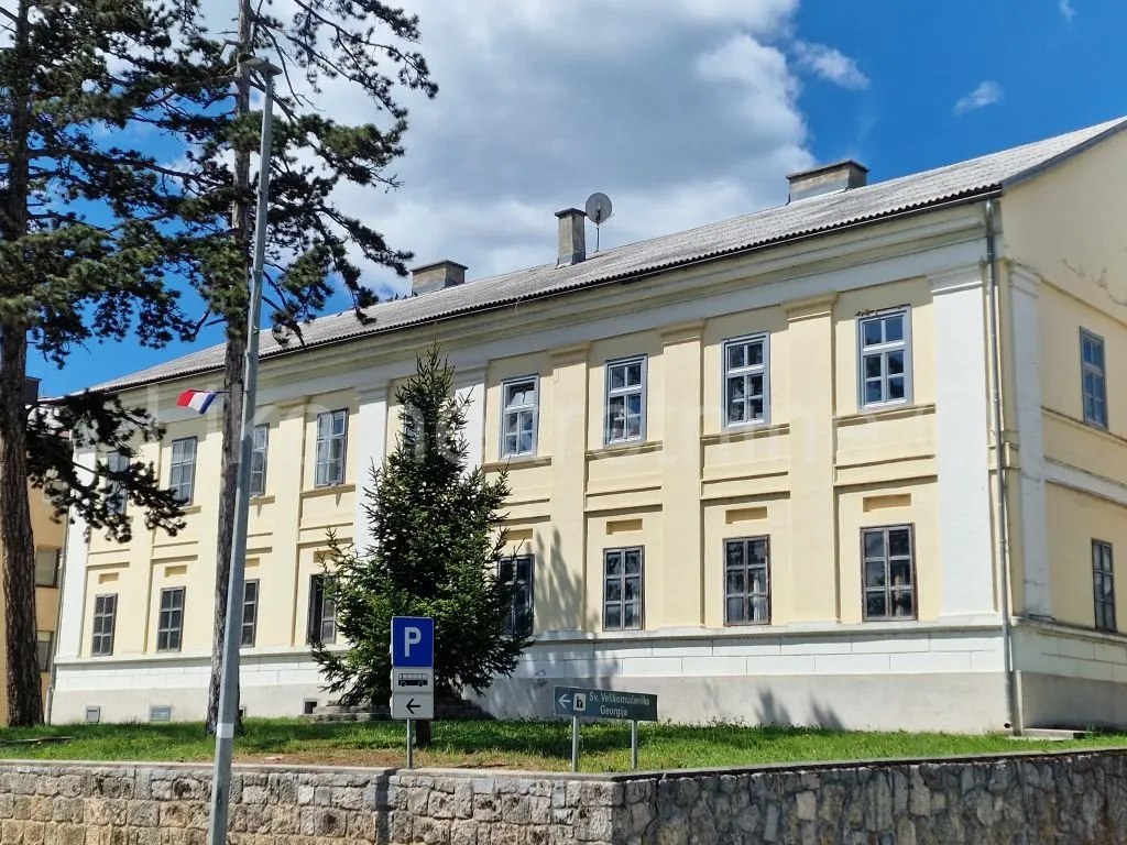 Apartment - Otočac, 60m2