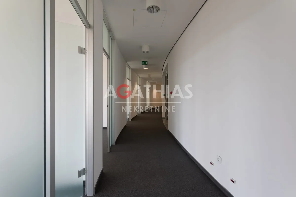 Poslovni Prostor - Trešnjevka - Sjever, 100m2
