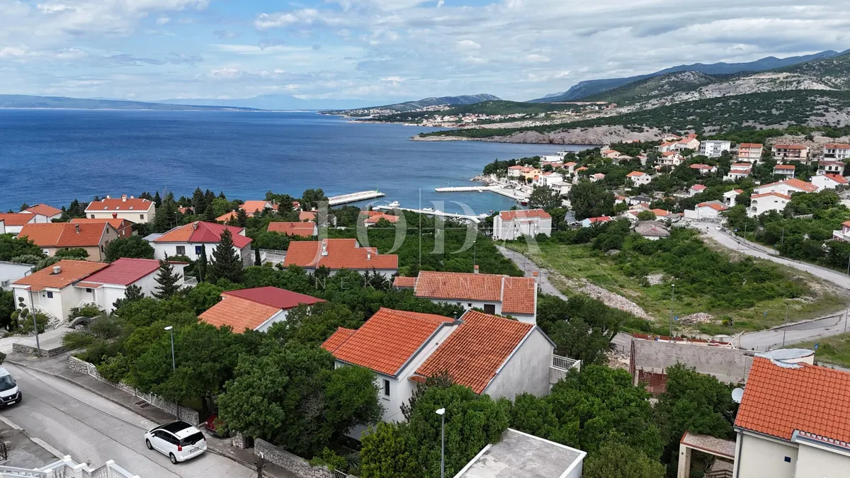 House - Novi Vinodolski, 208m2