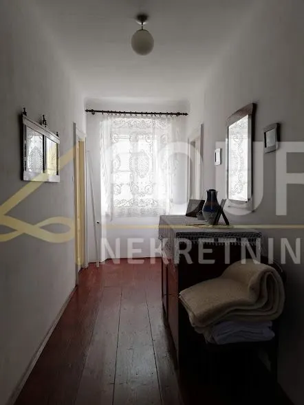 Kuća - Mali Lošinj, 402m2