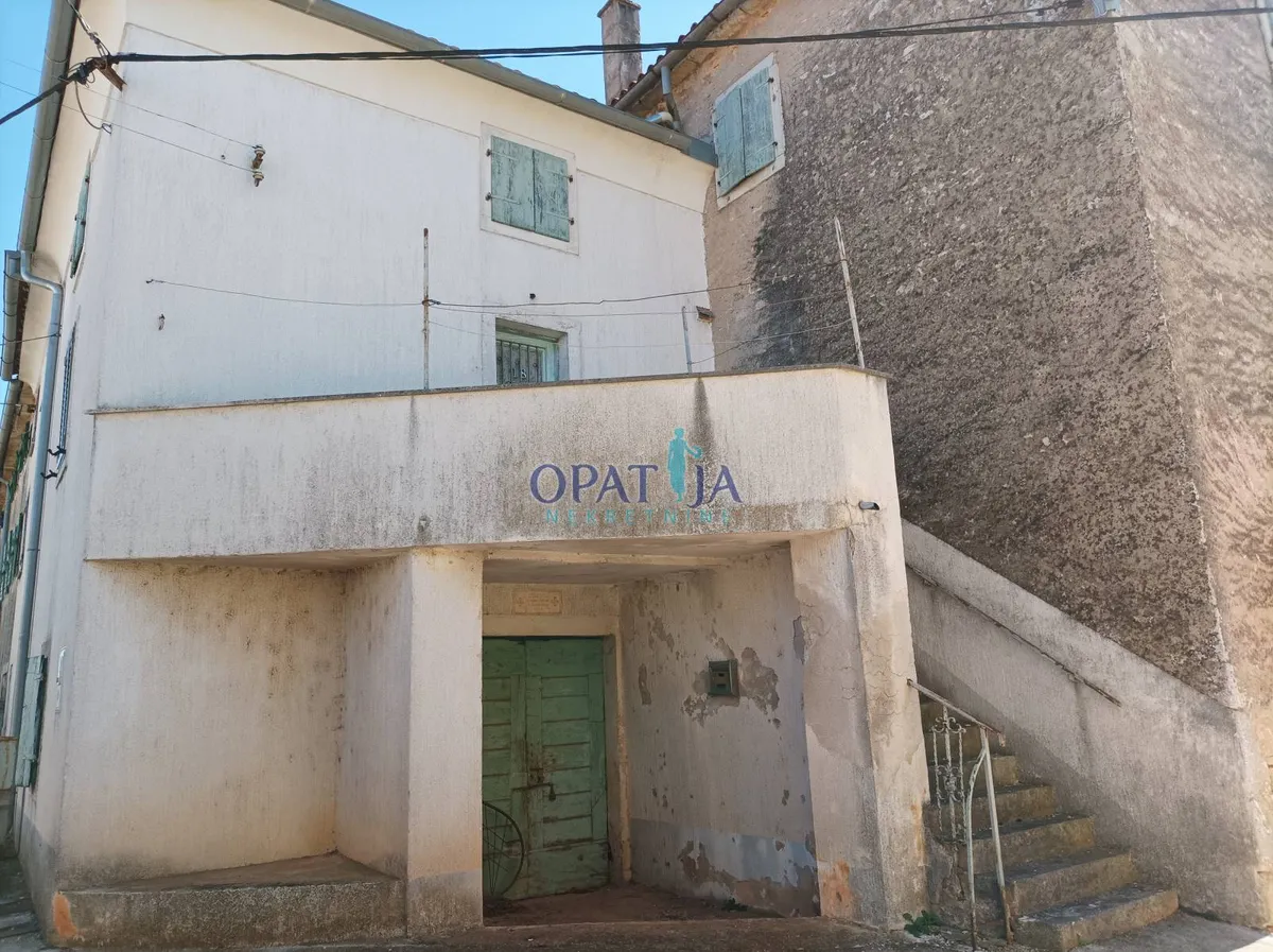 Kuća - Višnjan, 170m2