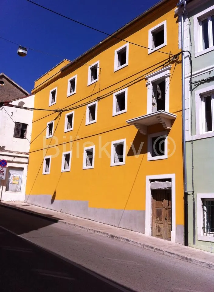 Kuća - Drniš, 252m2