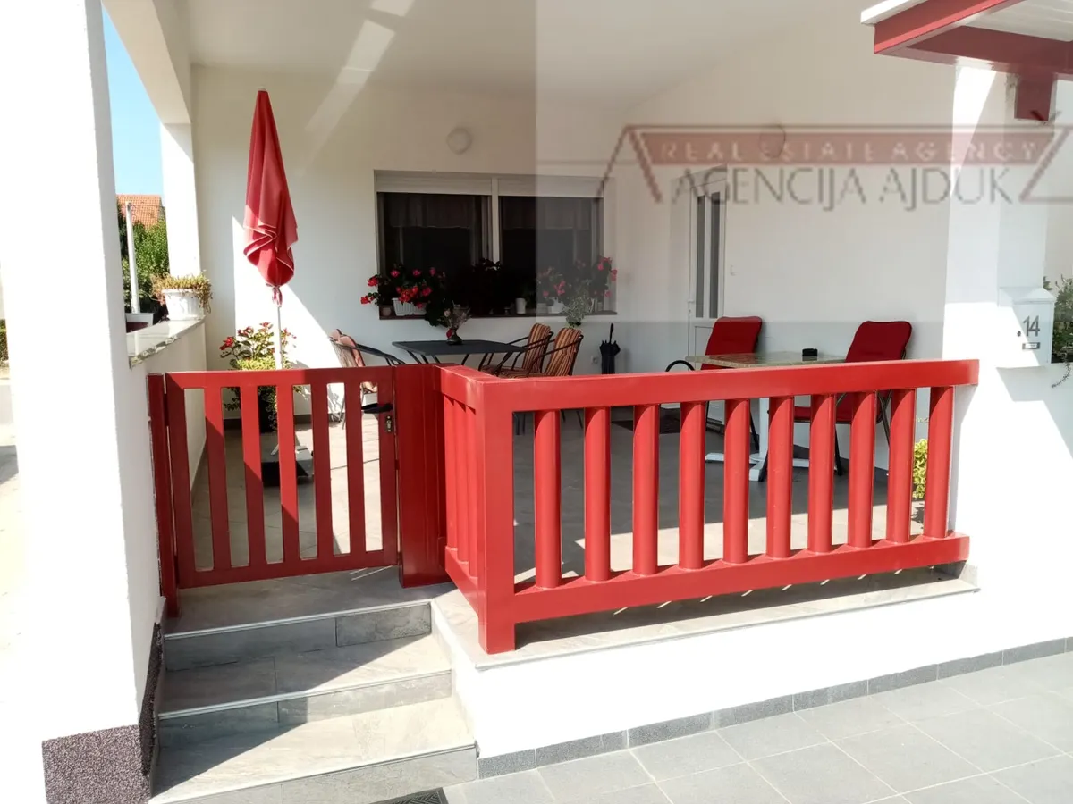 Kuća - Imotski, 120m2
