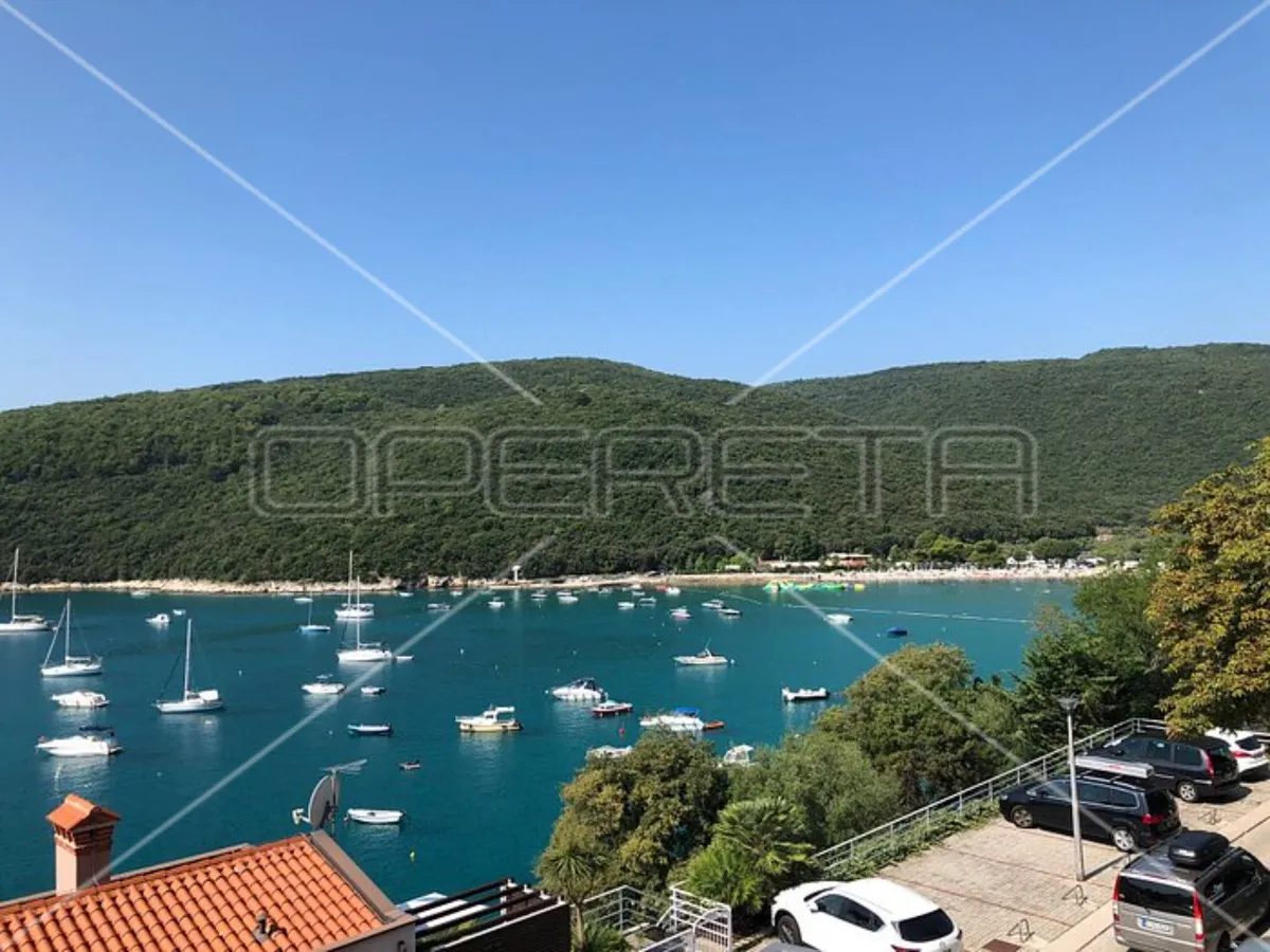 Poslovni Prostor - Ulica Maršala Tita, Rabac, Rabac, 600m2