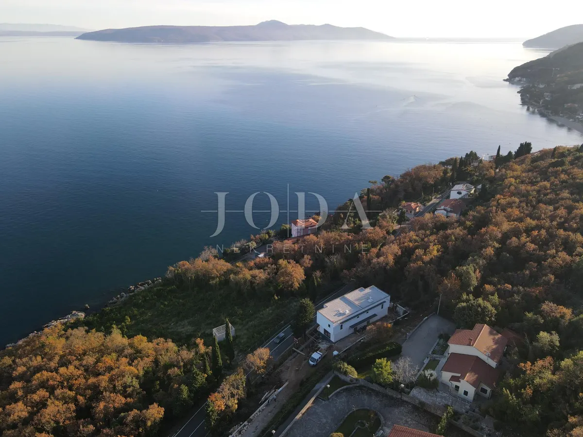 Stan - Mošćenička Draga, 209.75m2