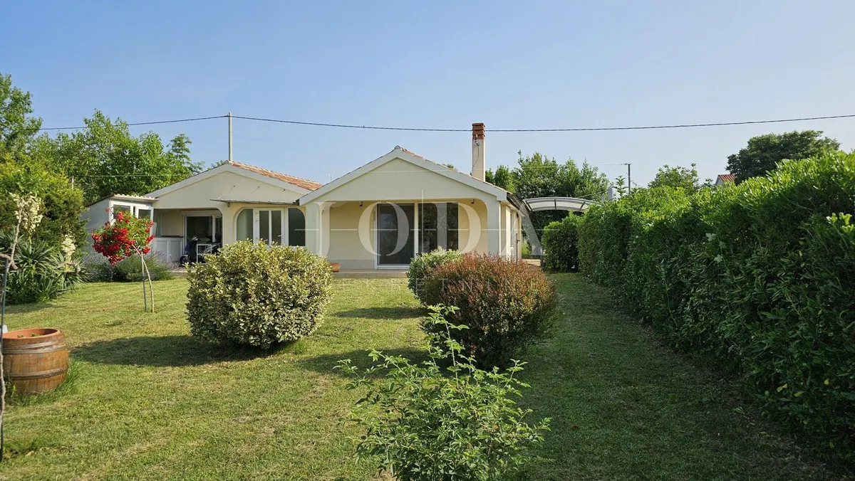 Kuća - Ližnjan, 103m2
