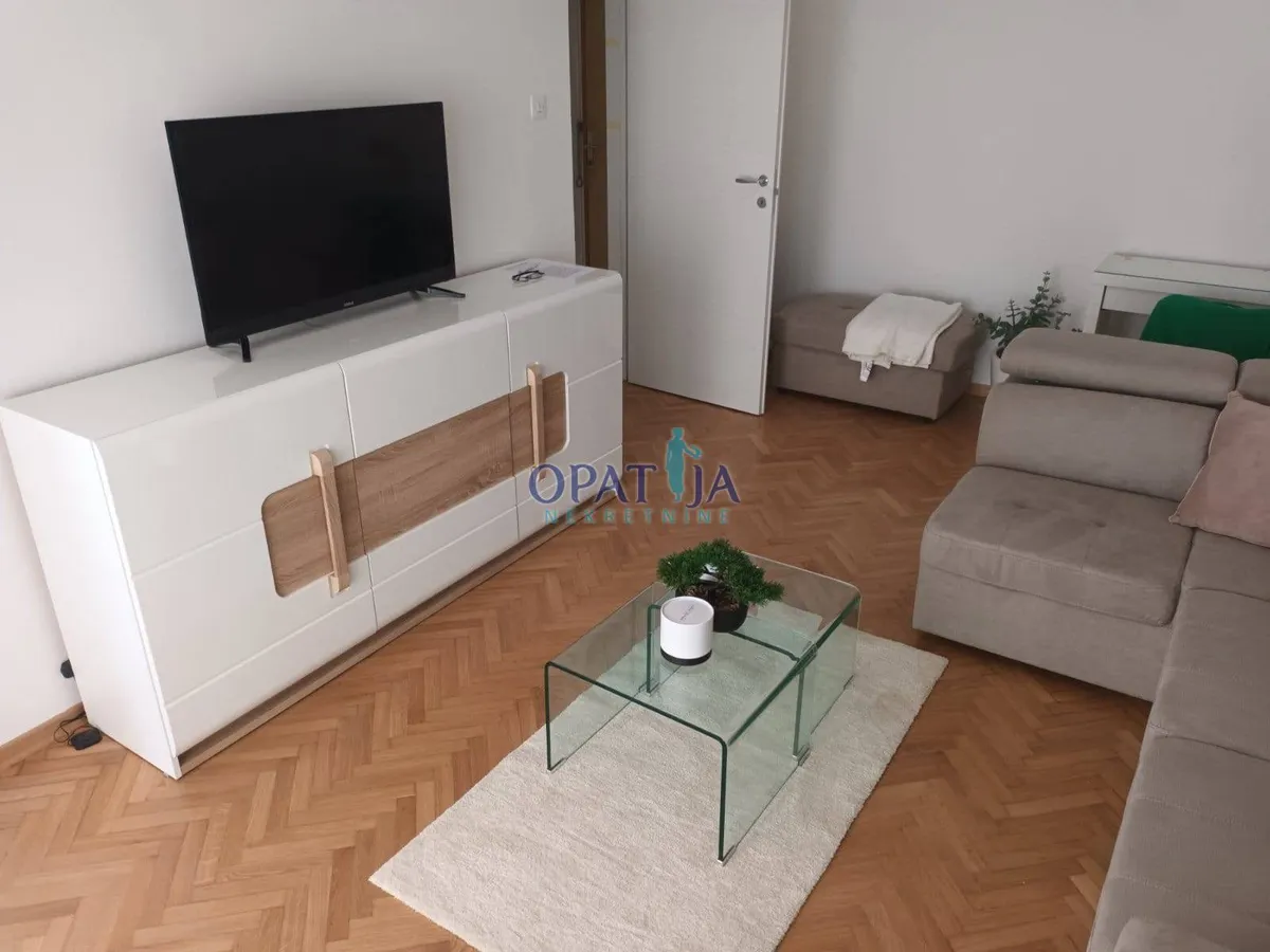 Stan - Opatija, 68m2