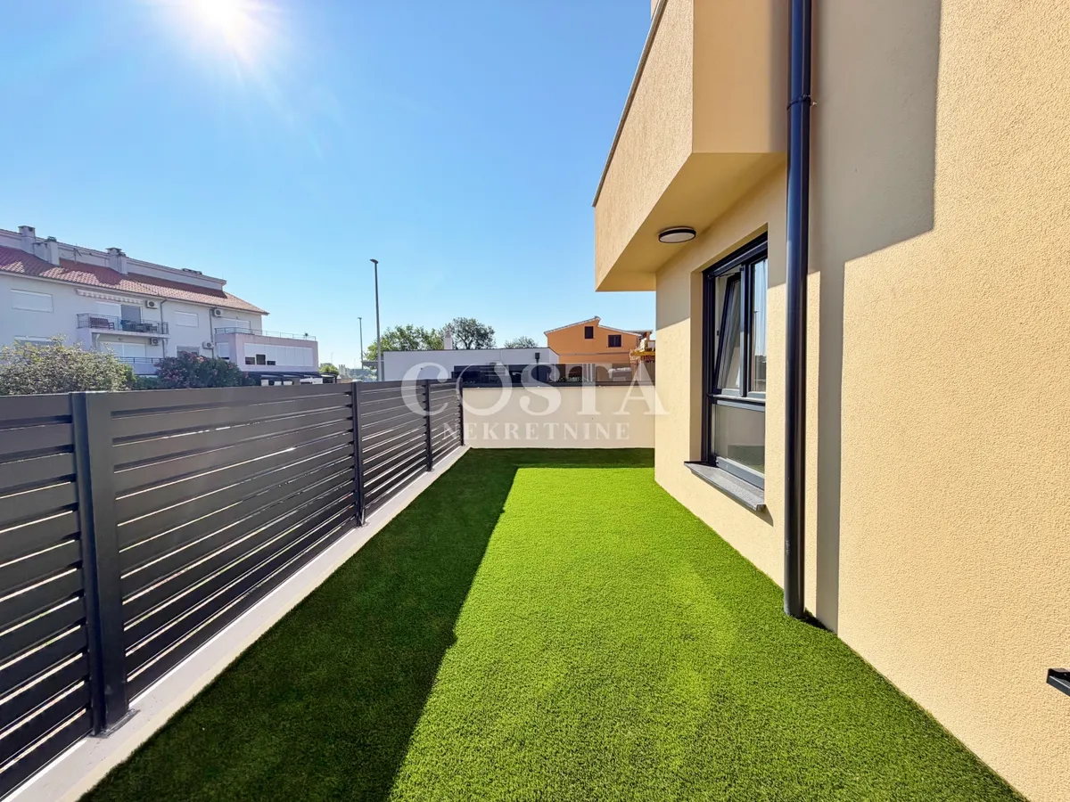 Stan - Bibinje, 52m2