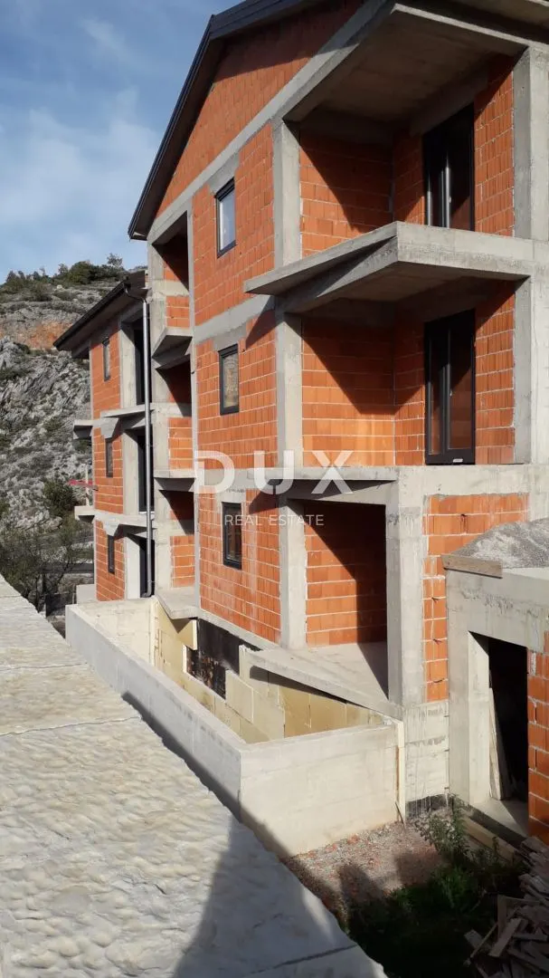 Stan - Senj, 602m2