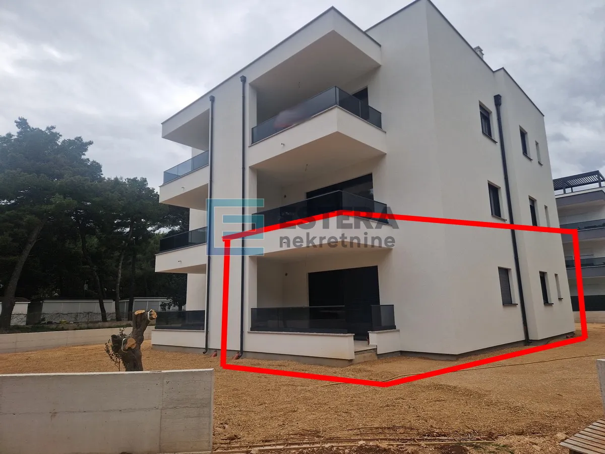 Stan - Pakoštane, 105m2